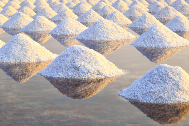Sea,Salt,Pile,Pyramid,Ready,For,Harvest,In,Salt,Farm.