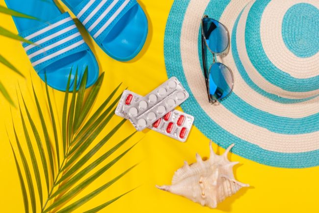 Top,View,On,White,And,Red,Pills,In,Blister,Pack,