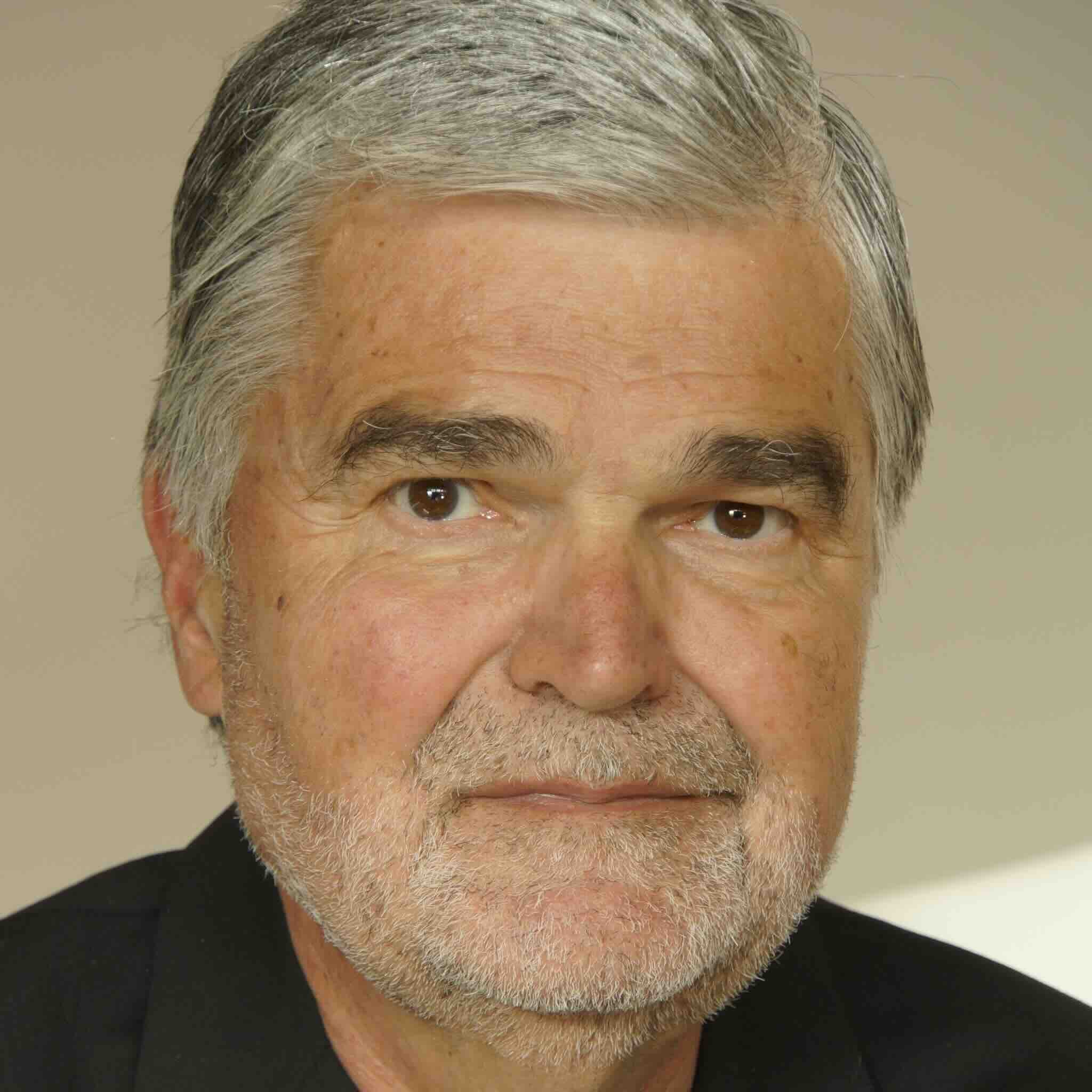 Emeran Mayer