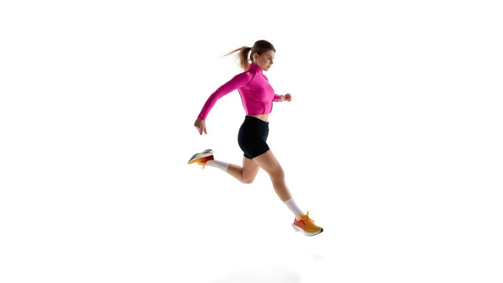 Frauen, die regelmäßig für sportliche Höchstleistungen trainieren, sollten wissen, welche Phase ihr Zyklus gerade durchläuft … und wann sie es ruhiger angehen sollten.
